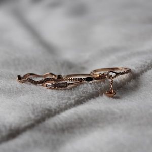 Rose gold ring set